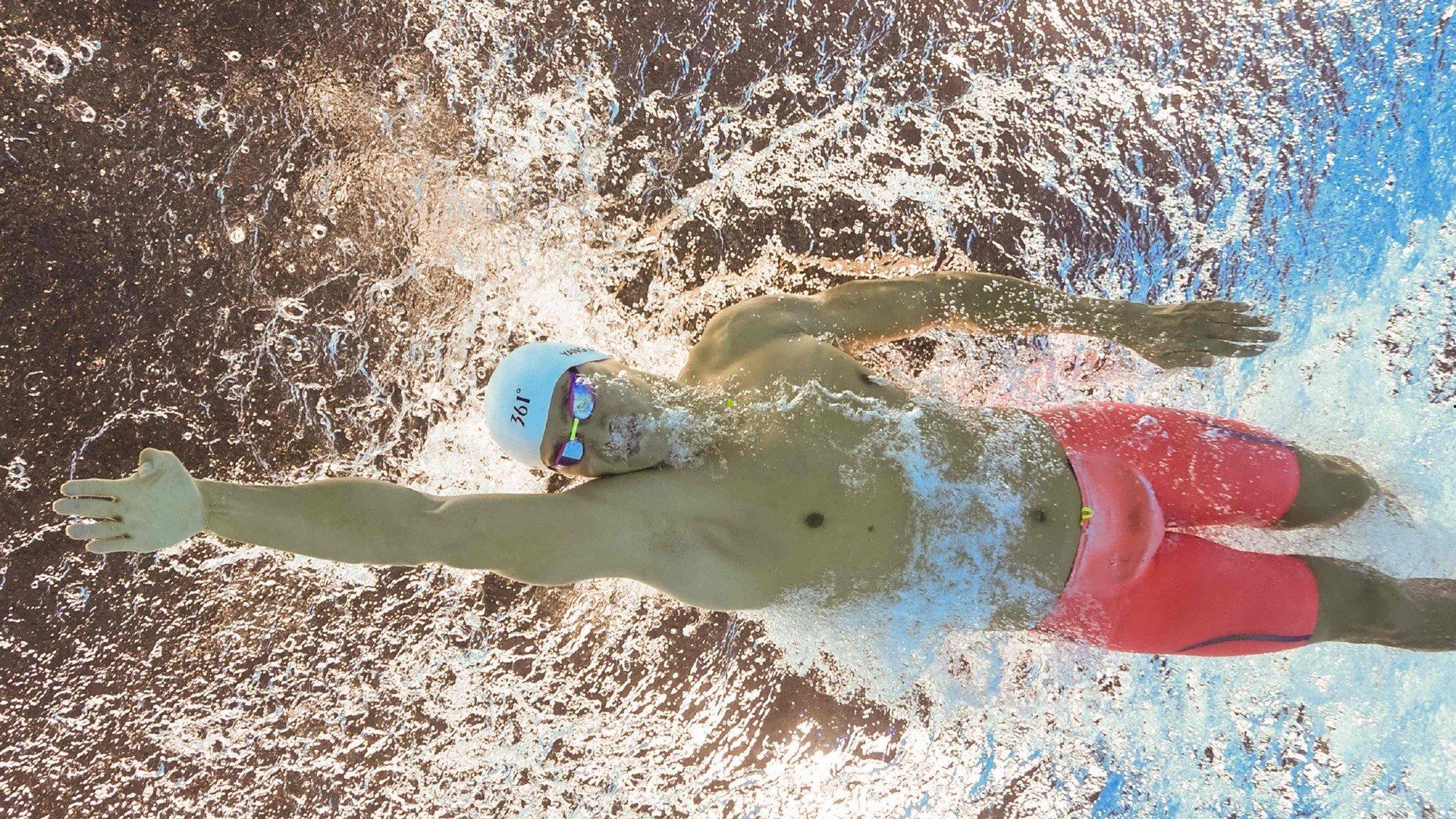 范加斯特豪赌成功！轮换十人逼平广州队